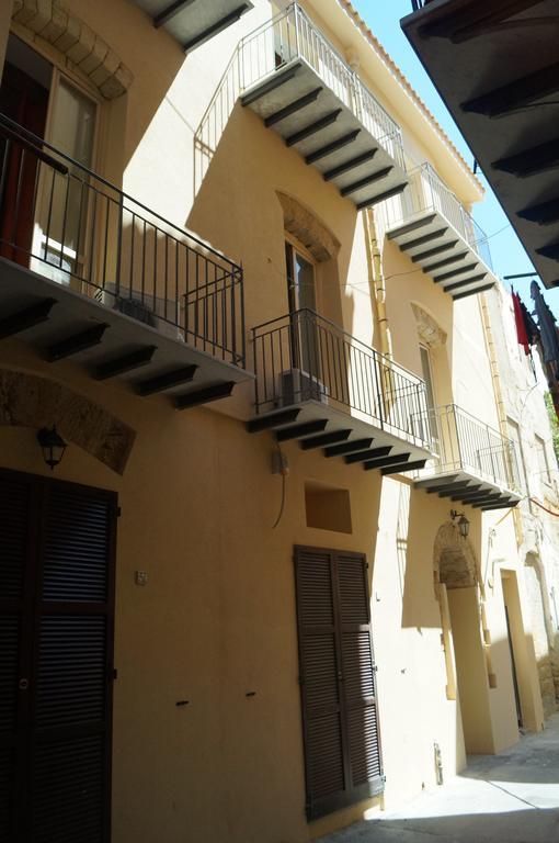 Khalisah Frühstückspension Palermo